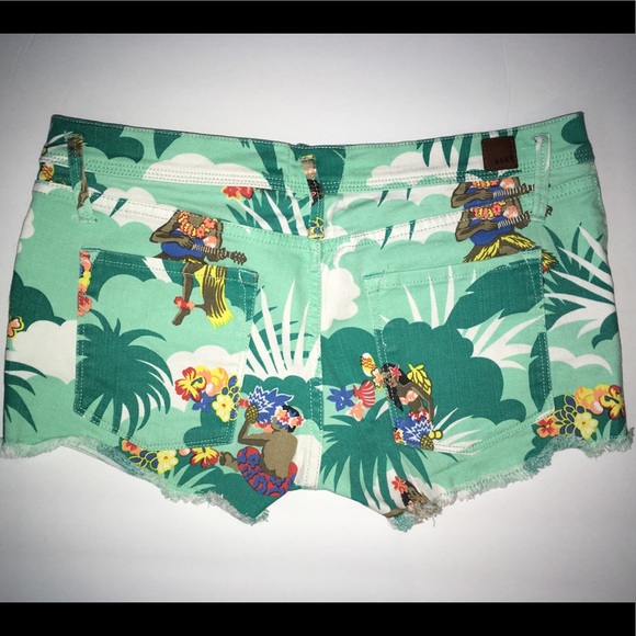 Roxy denim shorts - Picture 3 of 5